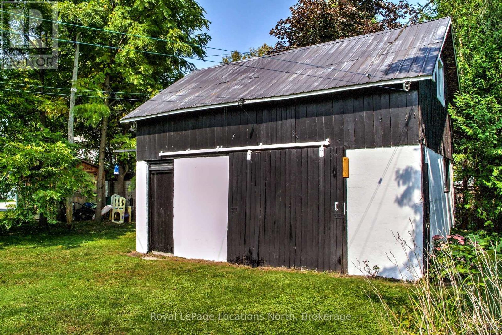 210 Cherry Street, Clearview (Stayner), Ontario  L0M 1S0 - Photo 4 - S12000537