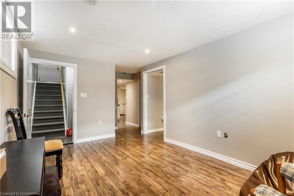 151 B Hardcastle Drive, Cambridge, Ontario  N1S 0A6 - Photo 6 - 40703844