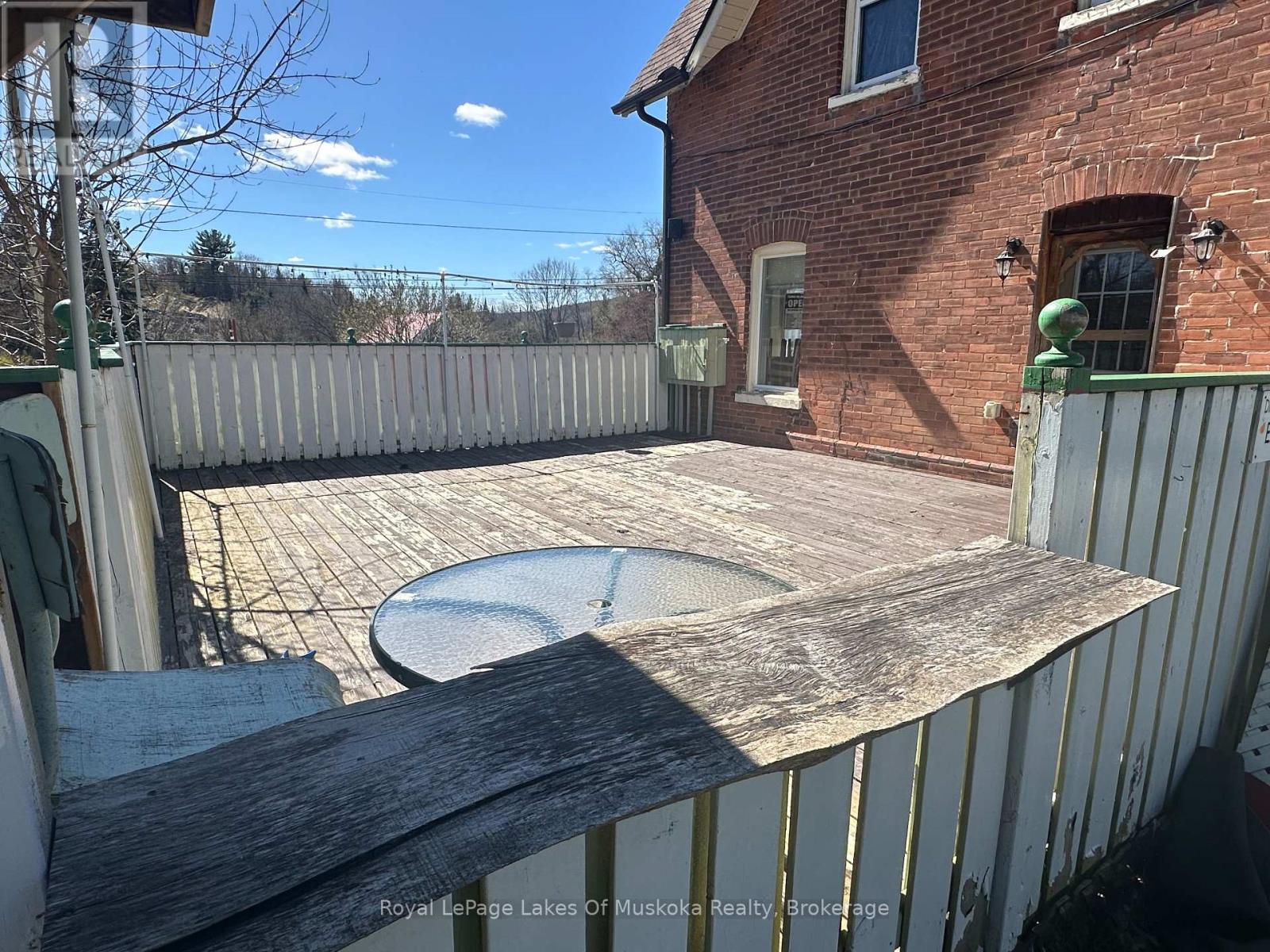 120 Ontario Street, Burk's Falls, Ontario  P0A 1C0 - Photo 6 - X12010374