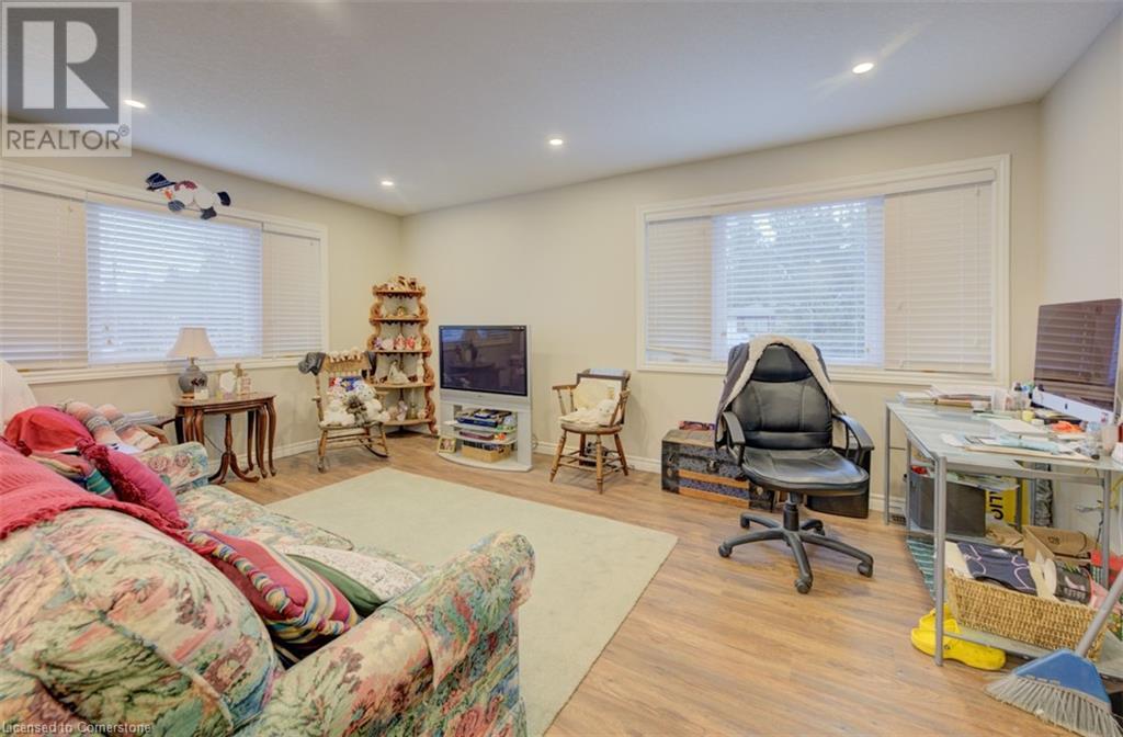 32 Church Street, New Hamburg, Ontario  N3A 1H9 - Photo 42 - 40704852