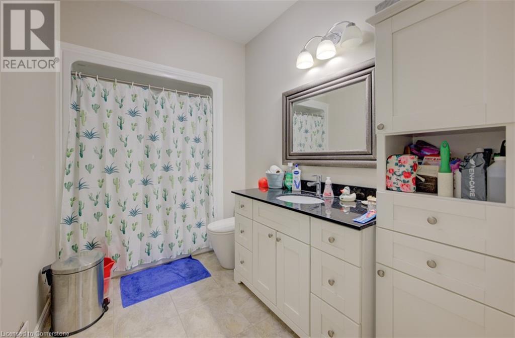 32 Church Street, New Hamburg, Ontario  N3A 1H9 - Photo 9 - 40704852