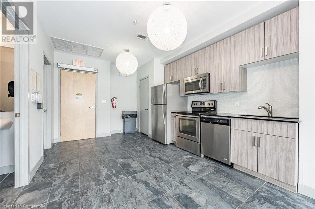 1 Victoria Street S Unit# 811, Kitchener, Ontario  N2G 0B5 - Photo 37 - 40704423