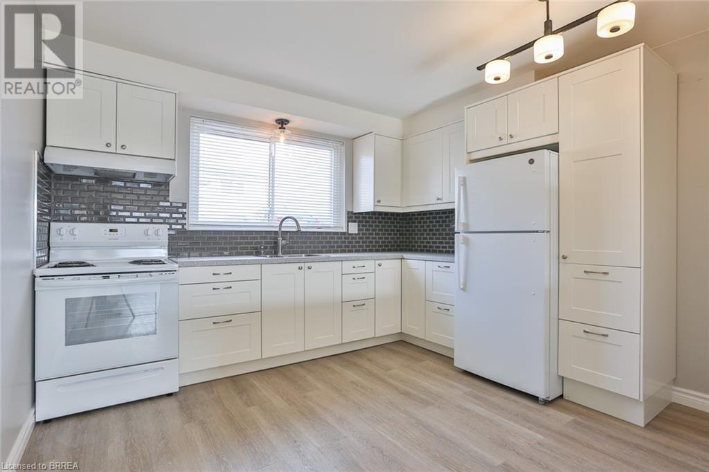 84 Lyndhurst Street Unit# 1, Brantford, Ontario  N3S 4M9 - Photo 2 - 40706484