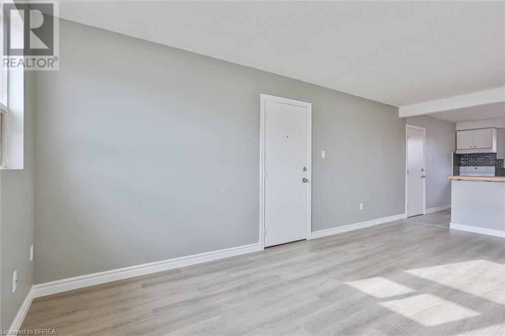 84 Lyndhurst Street Unit# 1, Brantford, Ontario  N3S 4M9 - Photo 5 - 40706484