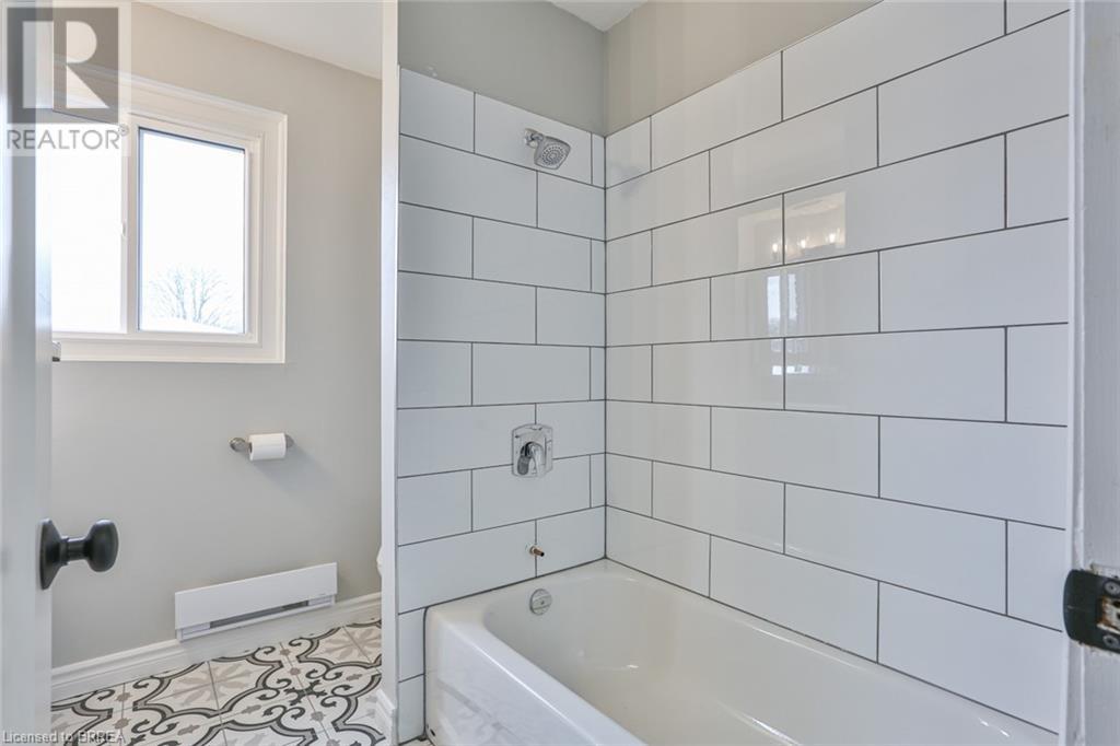 84 Lyndhurst Street Unit# 1, Brantford, Ontario  N3S 4M9 - Photo 9 - 40706484