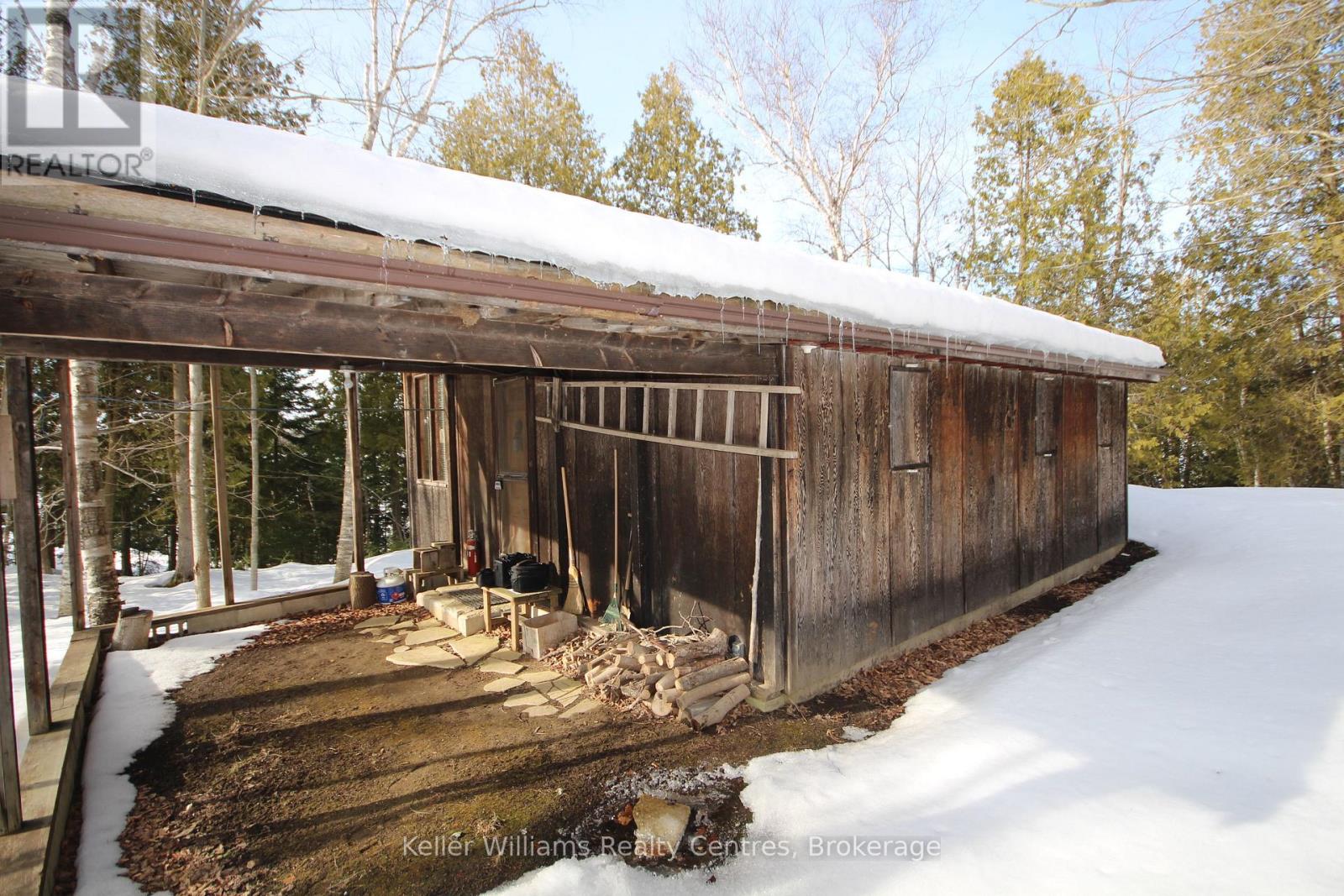 158 Tammy's Cove Road, Northern Bruce Peninsula, Ontario N0H 1W0 - Photo 4 - X12024033