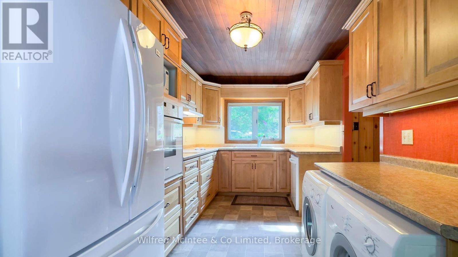 606 Izzard Road, Saugeen Shores, Ontario  N0H 2C5 - Photo 20 - X12026208