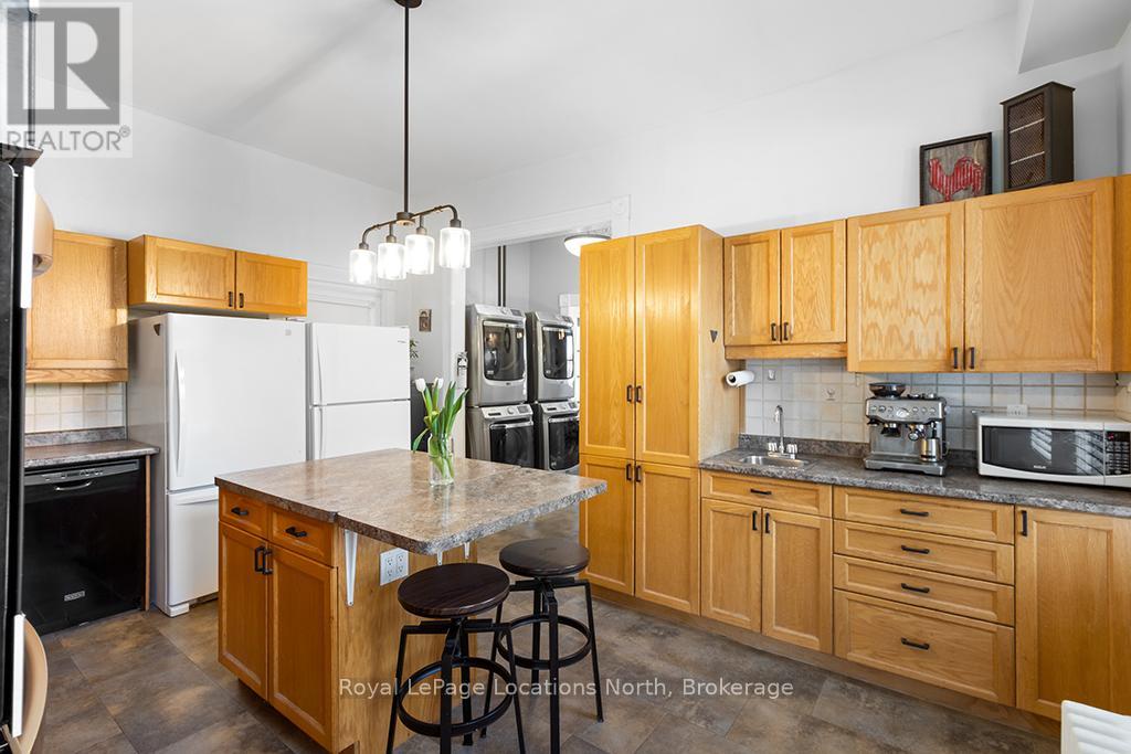 72 Colborne Street, Goderich (Goderich (Town)), Ontario  N7A 2V9 - Photo 12 - X12027860