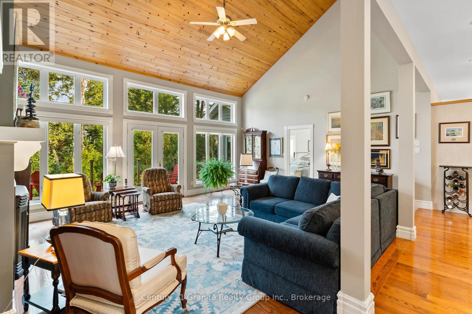 3526 West Shore Road, Dysart Et Al, Ontario  K0M 1S0 - Photo 14 - X12029218