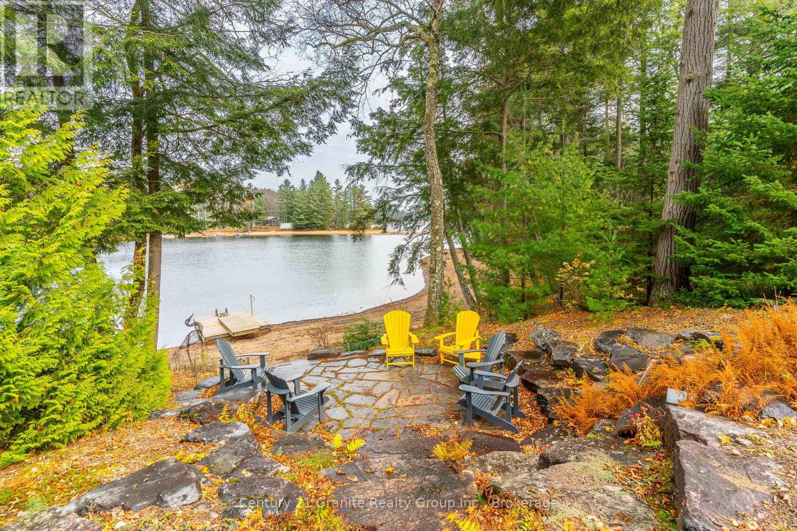 3526 West Shore Road, Dysart Et Al, Ontario  K0M 1S0 - Photo 7 - X12029218