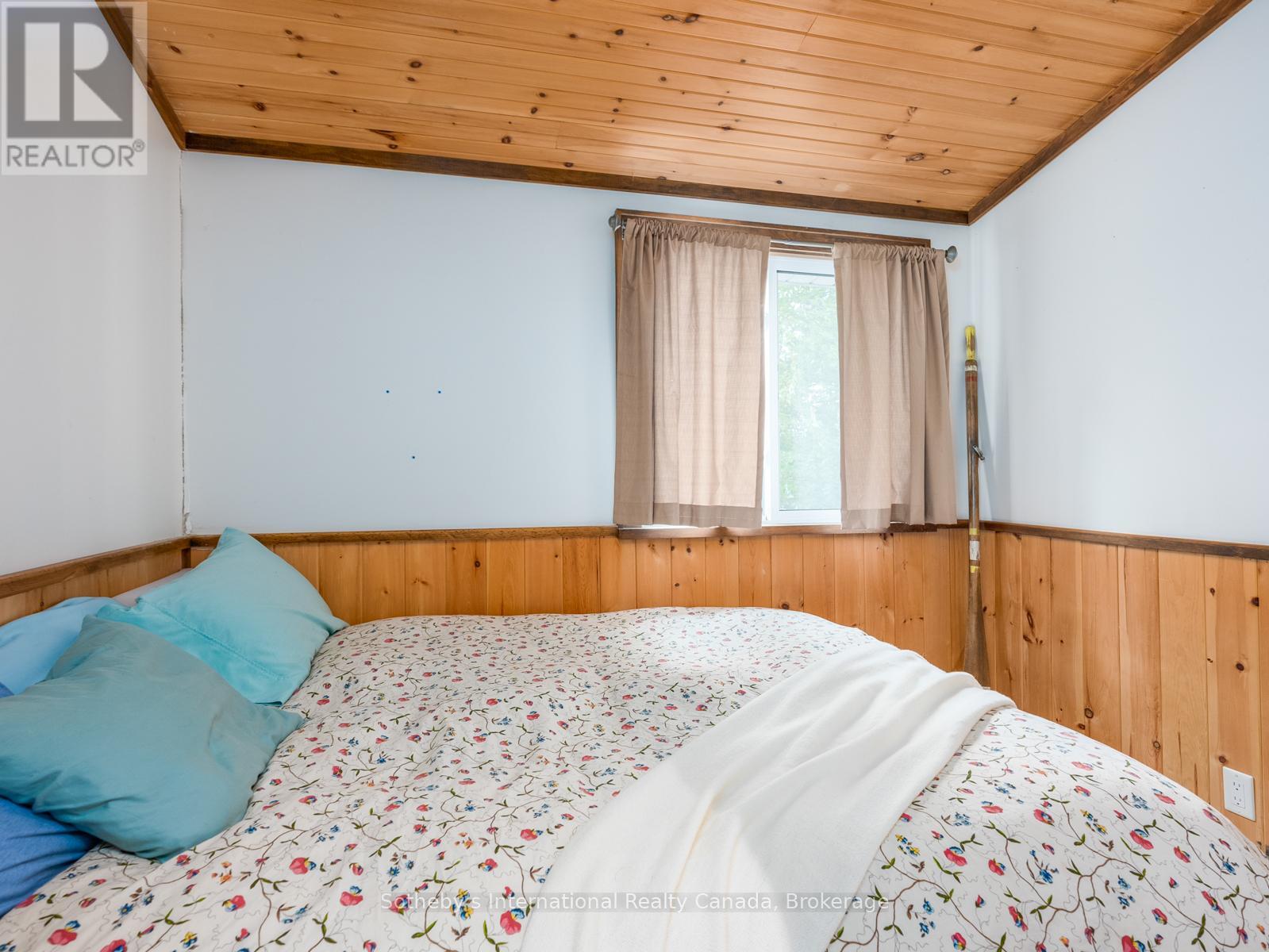 1040 Kahshe Lake, Gravenhurst (Morrison), Ontario  P0E 1G0 - Photo 12 - X12029594