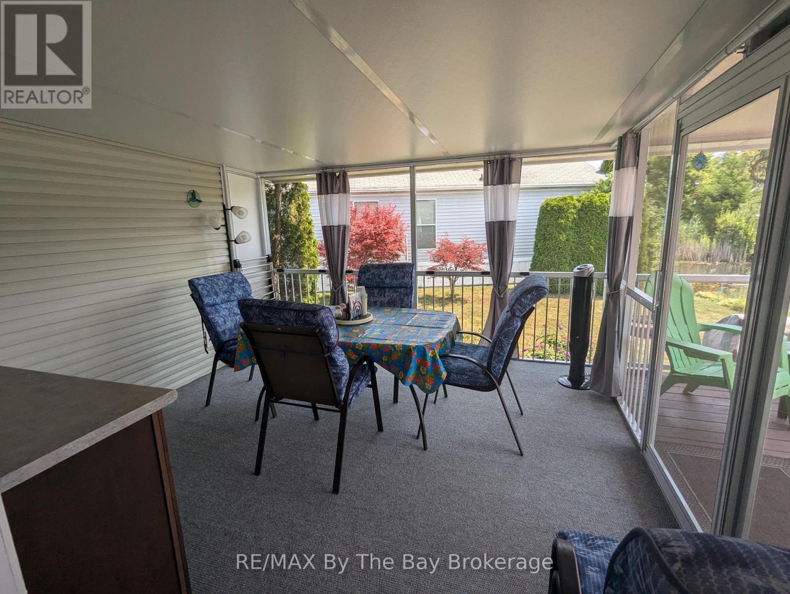 6 Huron Circle, Wasaga Beach, Ontario  L9Z 1X7 - Photo 27 - S12031129