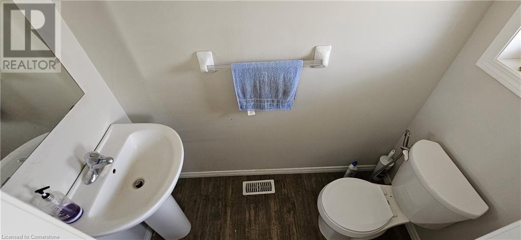 50 Pinnacle Drive Unit# 71, Kitchener, Ontario  N2P 0H8 - Photo 2 - 40737539