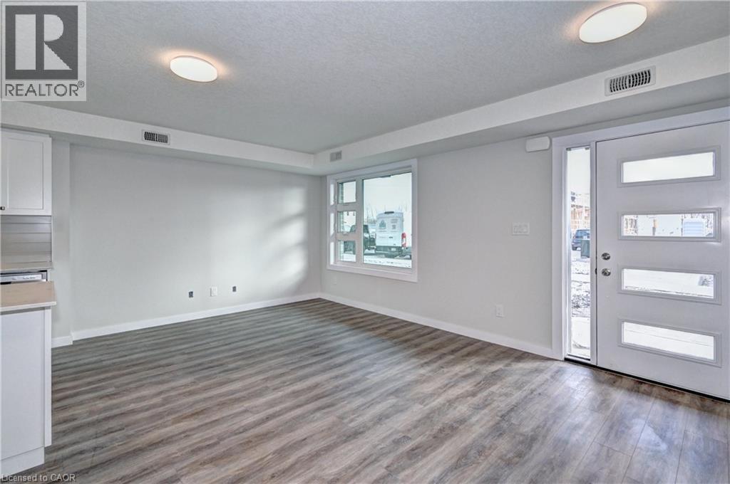 118 Gravel Ridge Trail Unit# G21, Kitchener, Ontario  N2E 0B8 - Photo 5 - 40789963