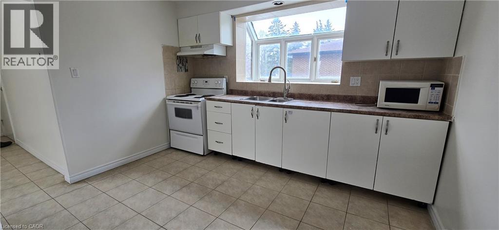 23 Rutherford Drive Unit# A, Kitchener, Ontario  N2A 1P8 - Photo 3 - 40809228