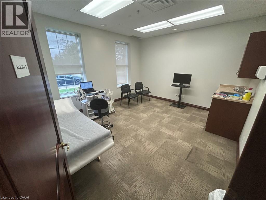 697 Coronation Boulevard Unit# 3, Cambridge, Ontario N1R 3G5 - Photo 5 - 40830242