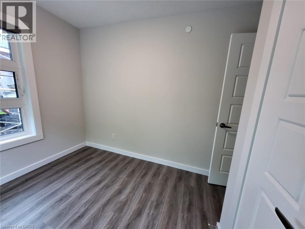 118 Gravel Ridge Trail Unit# F02, Kitchener, Ontario N2E 0B8 - Photo 5 - 40834339